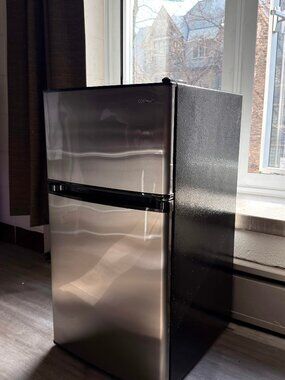 Compact Mini Refrigerator